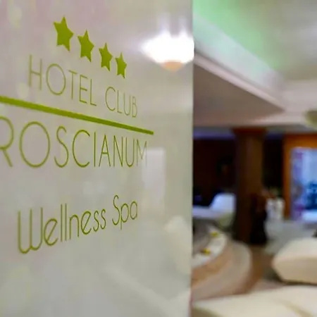 Roscianum Welness 호텔 4*
